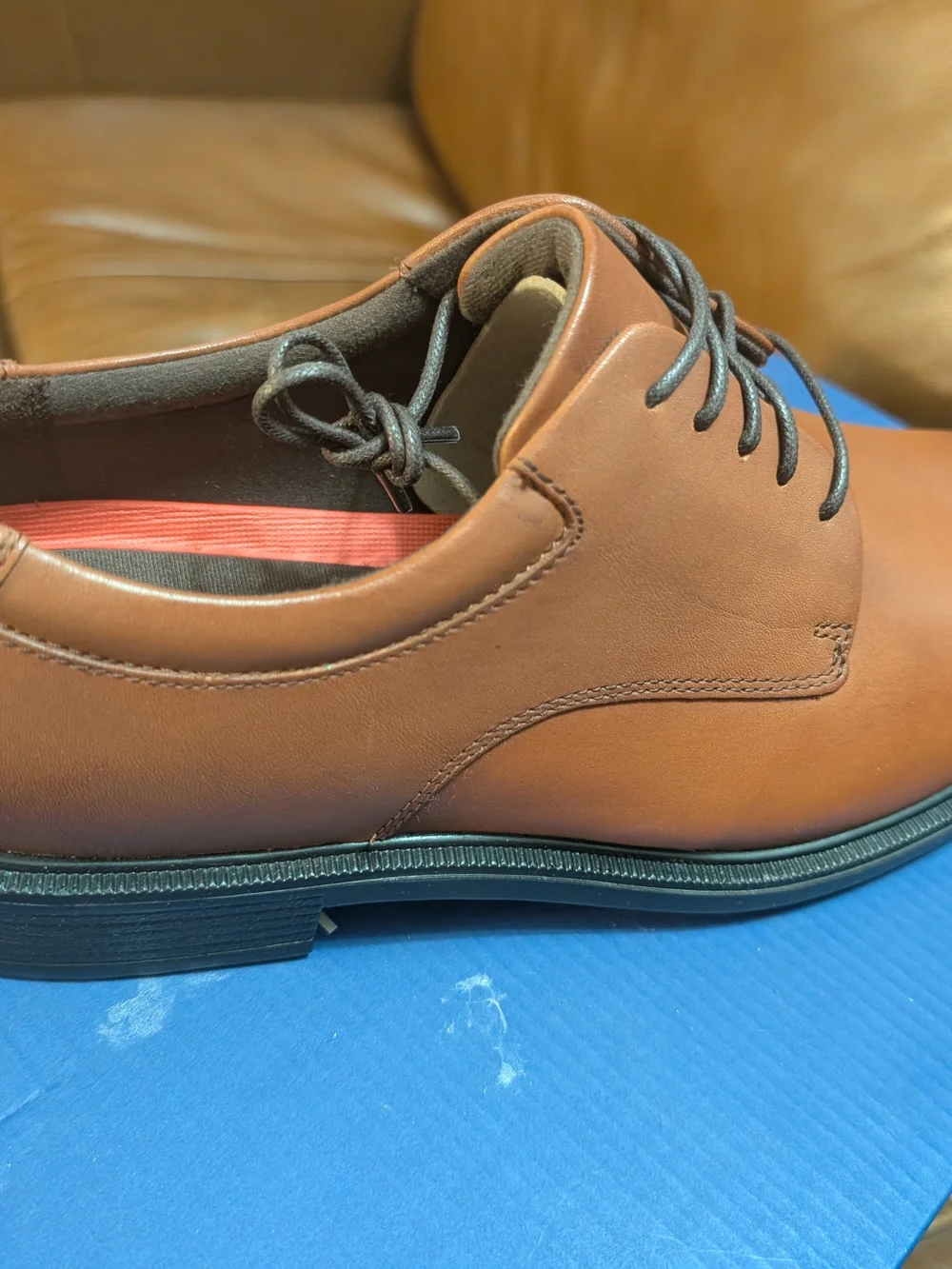 Rockport classic tan